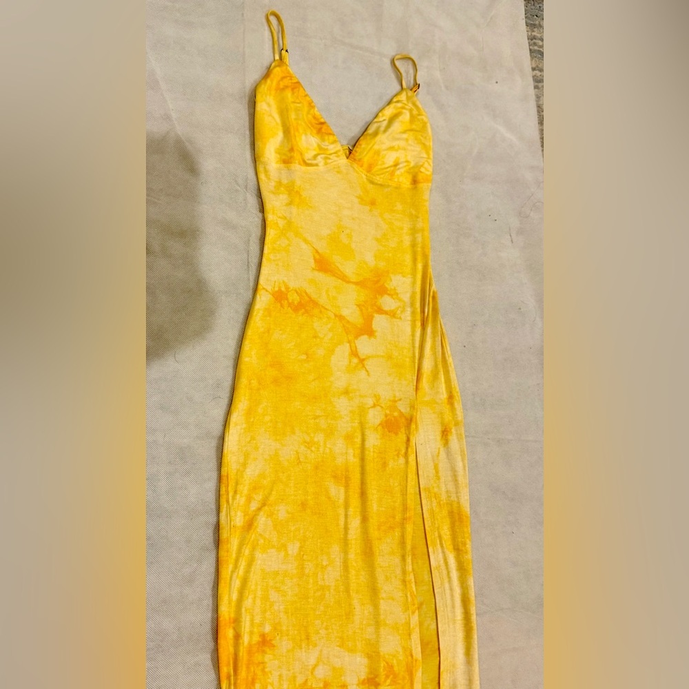 NWOT Fashion Nova Yellow Tie-Dye Slip Maxi Dress Size Medium - Picture 3 of 6